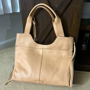 Vince Camuto Corla Tote NWT Genuine Leather